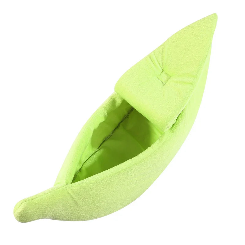 Semi Enclosed Soft Plush Warm Cat Nest Sleeping Bag Banana Villa House Pet Toy Storage Basket For Cat Squirrel