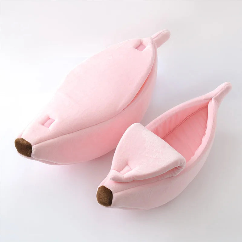 Semi Enclosed Soft Plush Warm Cat Nest Sleeping Bag Banana Villa House Pet Toy Storage Basket For Cat Squirrel